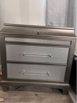 Grey dresser and nightstand