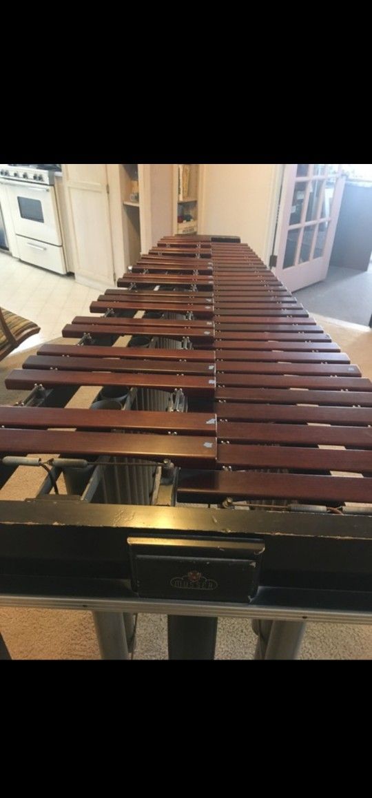  musser 4 octave marimba rosewood bars super clean for sale in