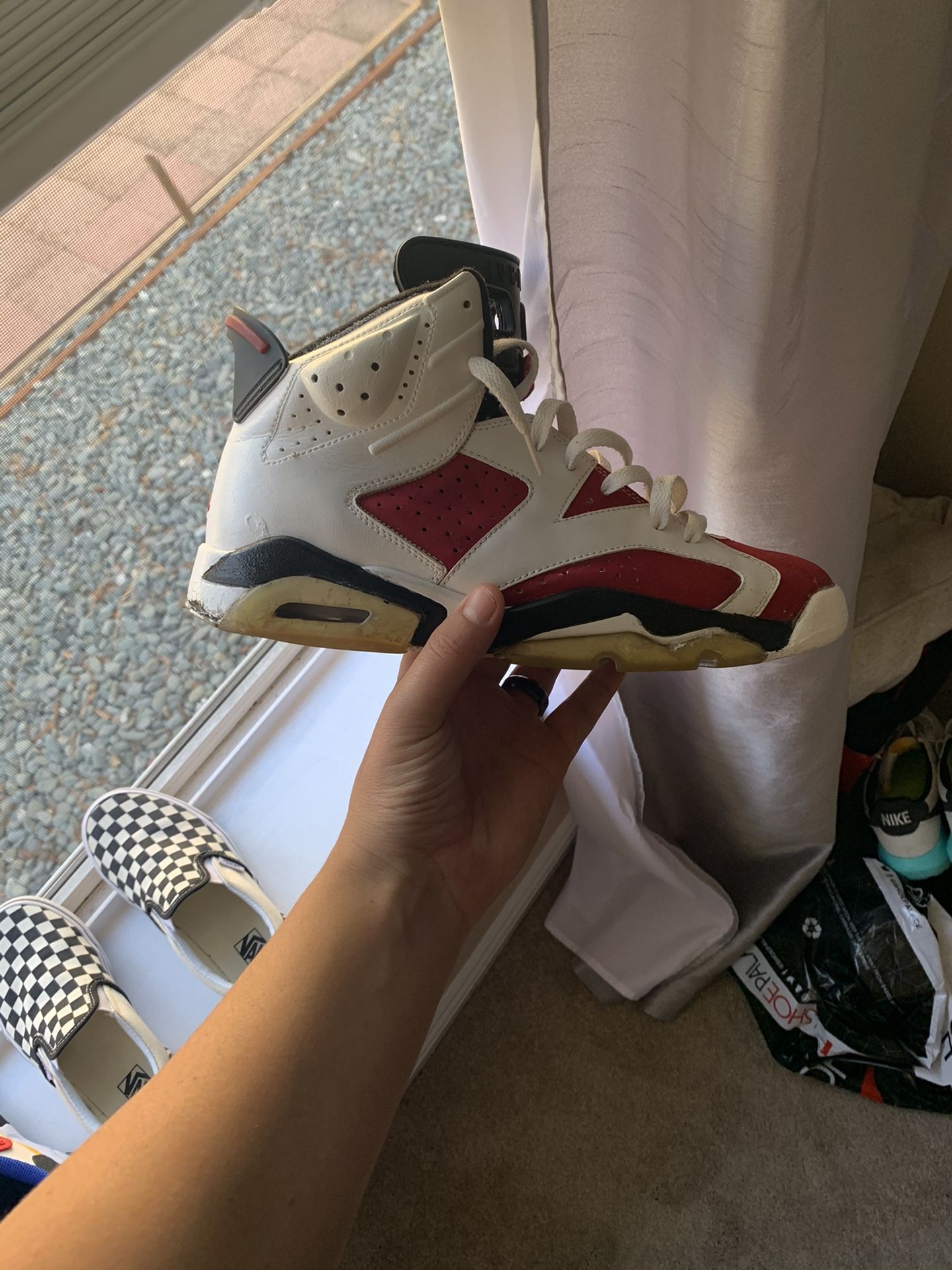 Jordan retro 6 carmine “beaters”