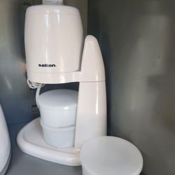 Salton Snowcone Maker
