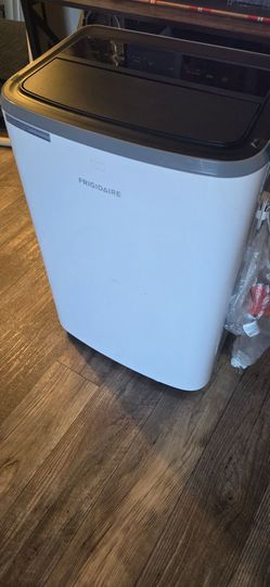 Frigidaire Portable Room Air Conditioner