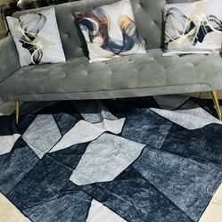 6’x10’ Geometric Pattern Area Rug In Different Shades Of Blue