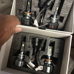 LED Bulbs lights White color Different models 9005/9006/H11/H8H9/H13/9007/9003 And more perfect brights and we have super brights and extreme brights 