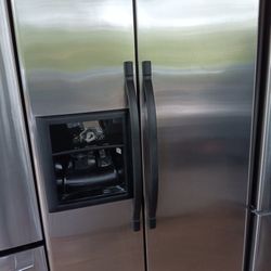 Kenmore Refrigerator 