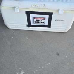 Igloo 165 Qt / 165 Can Extra Large Cooler – 42”