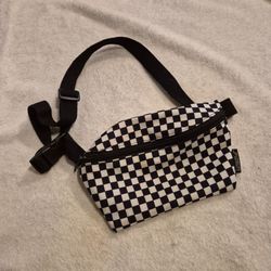FYDELITY Checkered Hip Pack Black & White Adjustable Strap Belt Bag