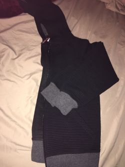 Boys sweater and sweat pants - Sz: 14/16