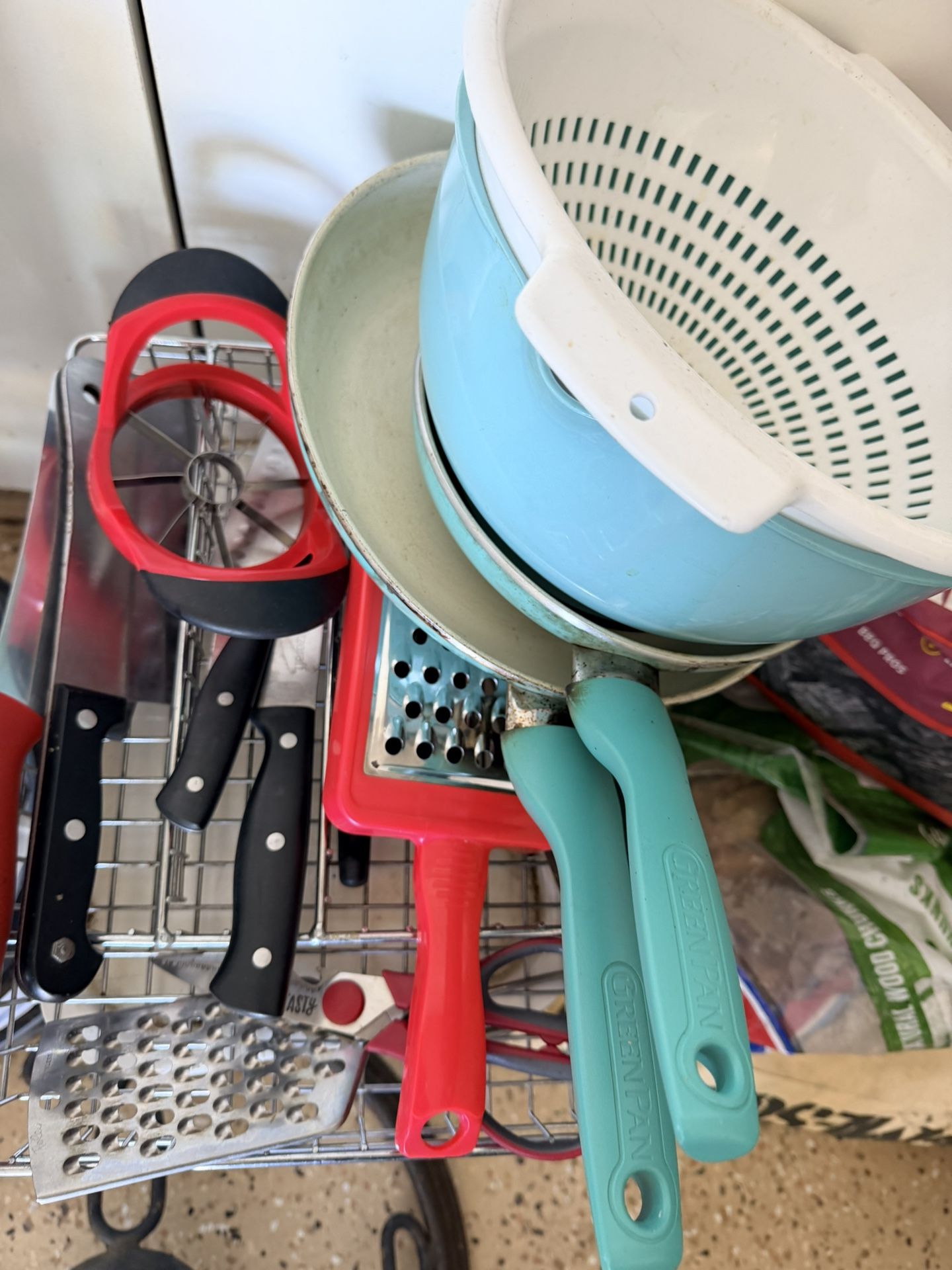 $30 For Everything In The Photos Bowls Pans Grater Lots Of Kitchen Knives