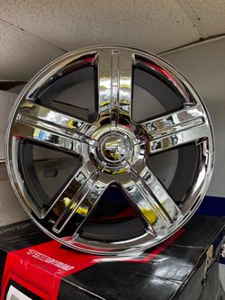Chrome 5-Spoke Alloy Wheel Rim. Texas edition 26”