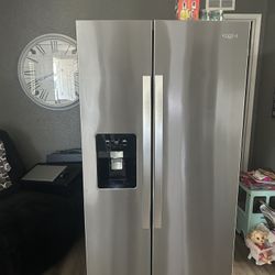 Refrigerator (Whirlpool)