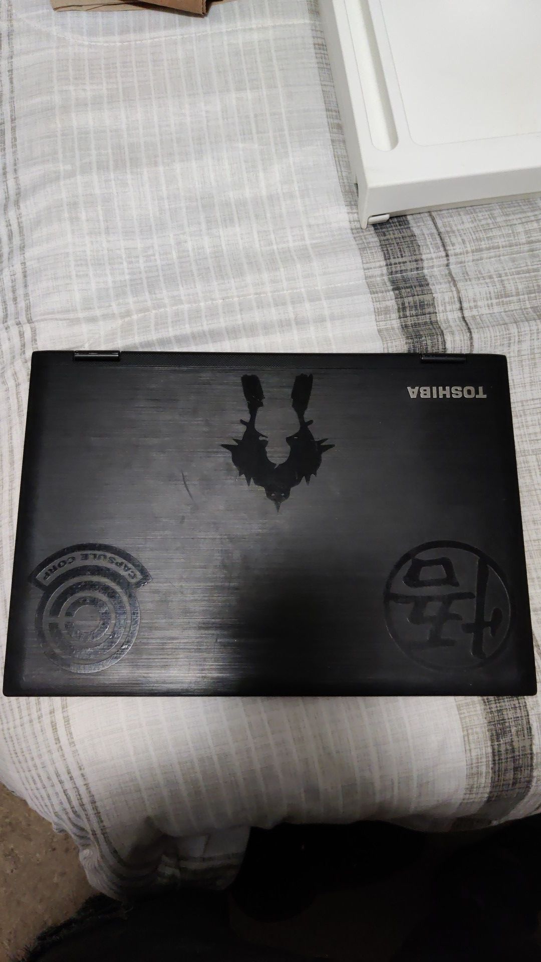Toshiba 2 in 1 laptop