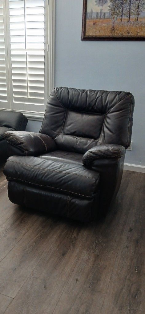 Rocker Recliner Chair