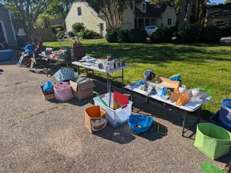 Yard Sale - Stratford Chase