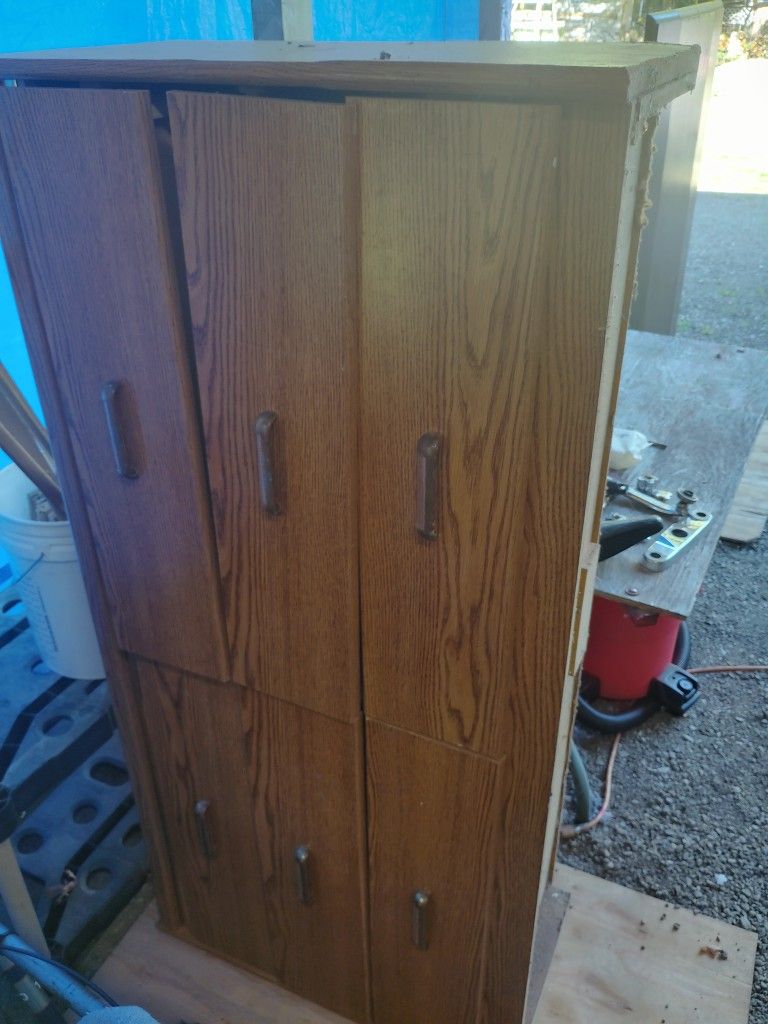 Dresser