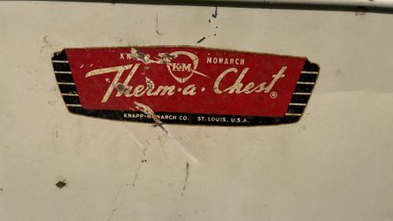 Vintage Therm .a. Chest