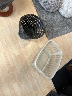 2 Baskets