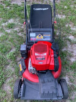 Troy bilt self propelled lawnmower with bag