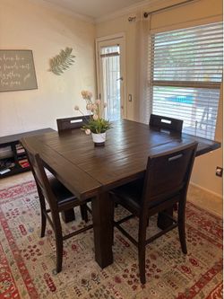 Heavy sturdy dining table and chairs