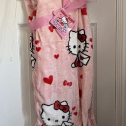Hello Kitty Valentine Envelope Blanket 
