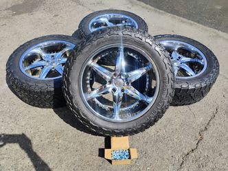 Chevy and GMC wheels LT285/55/22" Nitto