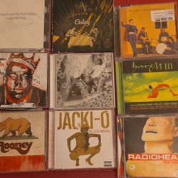 CD ARTIST'S JEWEL CASES + 9 ARTIST PAMPLETS + 9 BLANK JEWEL CASES