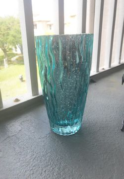 Flower vase