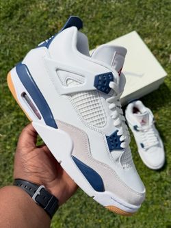 Air Jordan 4 sb “Navy” size 11M