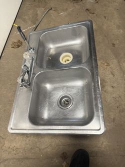 Used double sink 