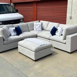Sectional Couch 