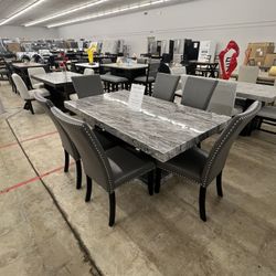 Dining Set 