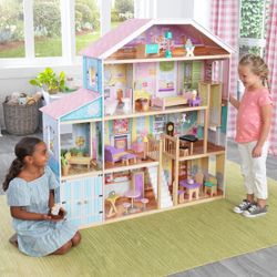 Free - Assembled But Never Used Barbie House - Easy Garage Pick Up