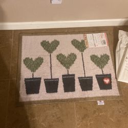 New Hug Rug Potted Hearts