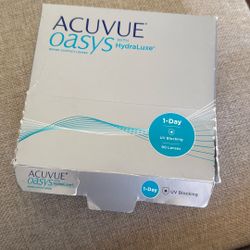 Acuvue Oasys 1-Day Contacts -2.75