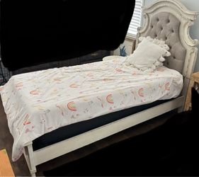 Twin xl Bed frame