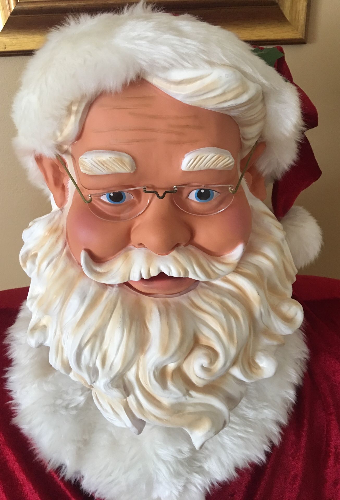 Full Size Dancing Santa - Great Condition, works perfect
