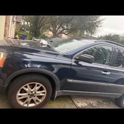 2004 Volvo Xc90