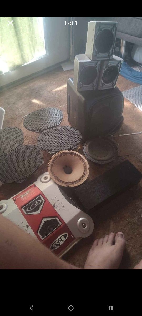 Speakers And Amp