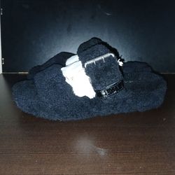 UGG Fluffy Slide Sandal