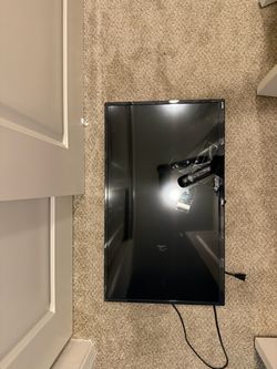 Onn & TCL TVs 32in