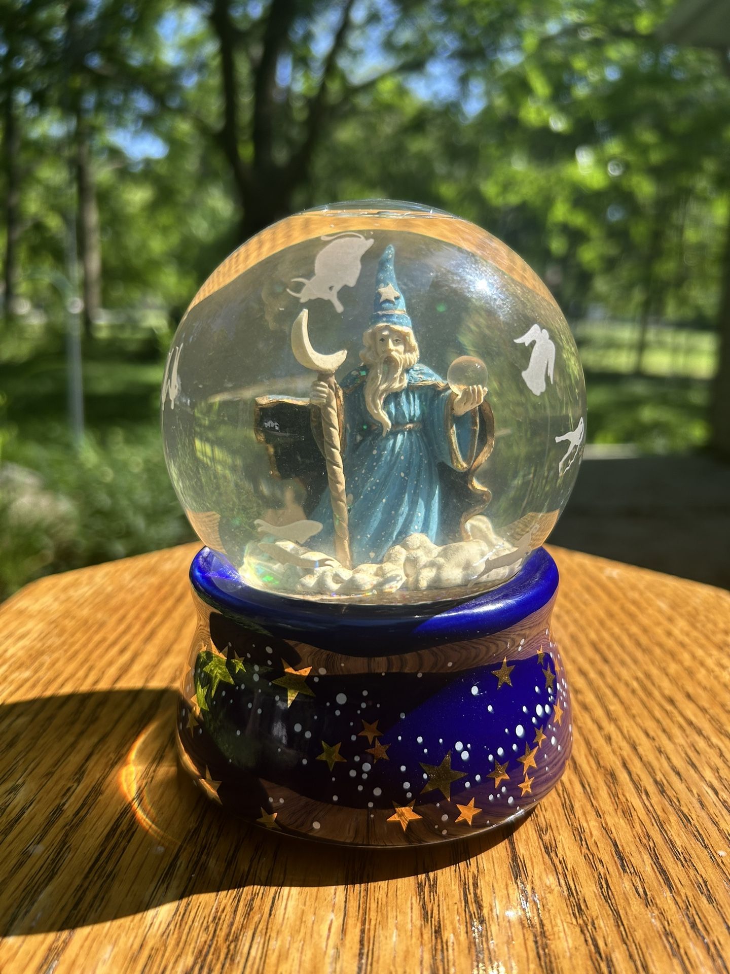 Vintage 1992 Crystal Visions Celestial Zodiac Musical Box Snowglobe