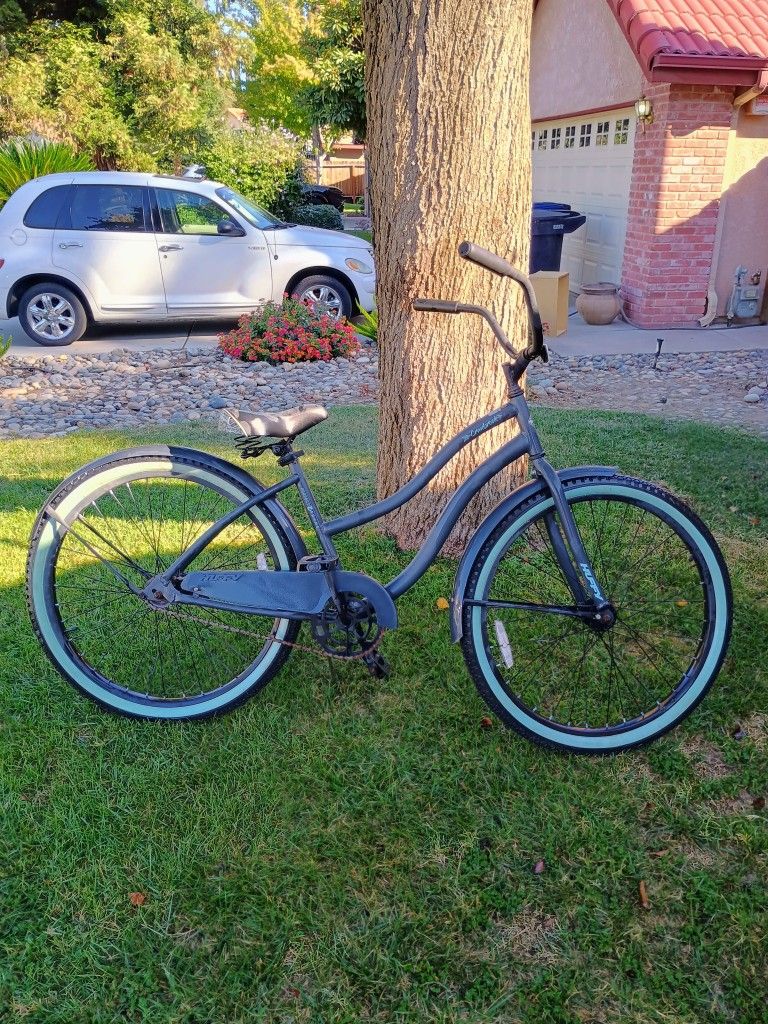 Women's 26" Huffy Cranbrook Beach Cruiser Bicycle