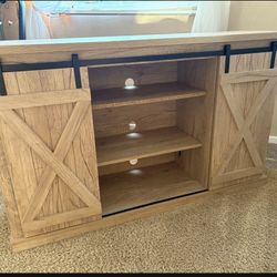 Farmhouse Console/ Media/ Table