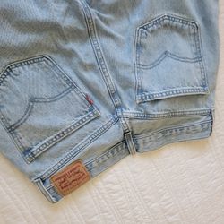 Womans Levis Size 29 $15