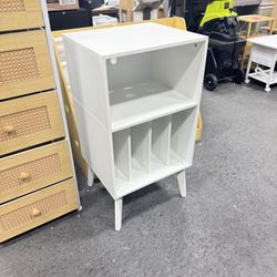 Lerliuo Record Player Stand, White Turntable Stand Holds up to 160 Albums, Mid-Century Vinyl Storage Cabinet Table with Solid Wood Legs, Record Player