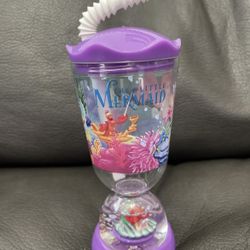 Princess Tumbler With Snow Globe - Disney Princess Sipping Cup