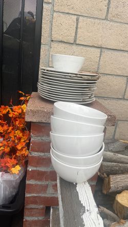30 sets of white ceramic dinner plates and bowls