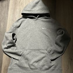Nike Sportswear Hoodie – Heather Grey