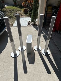 Panasonic 4 Floor Speakers and Subwoofer