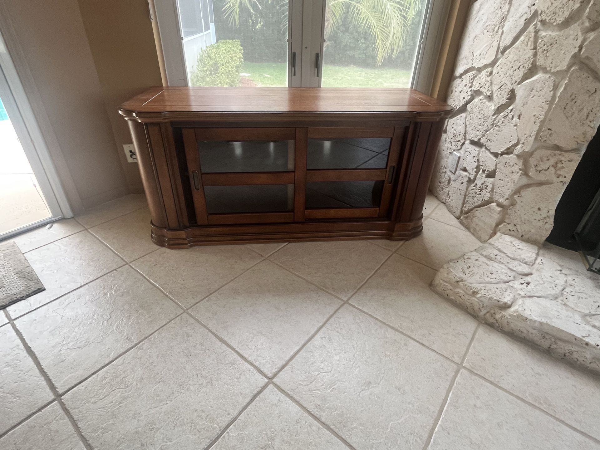 Small Table With Cabinet 