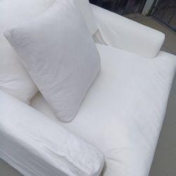  King  Accent  Chair